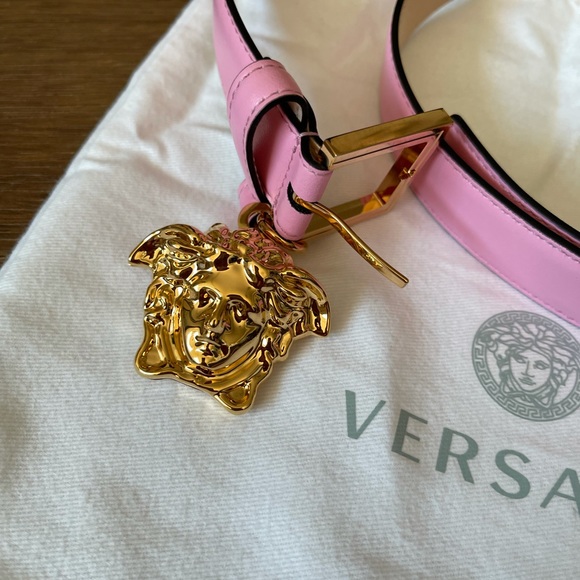 VERSACE-AUTHENTIC NWT Pink Leather Belt with Charm main image 15